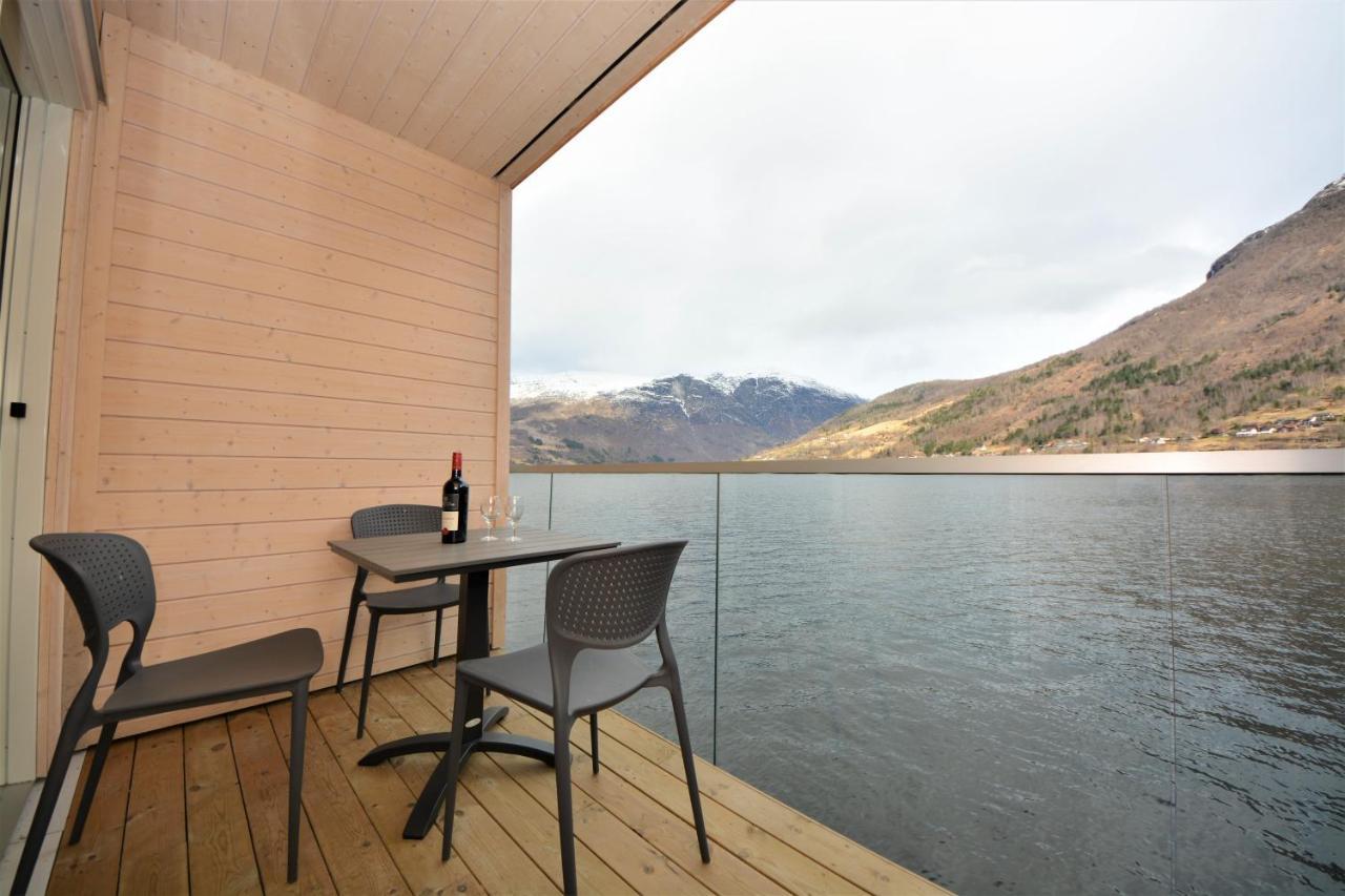 Nesset Fjordcamping Olden Dış mekan fotoğraf