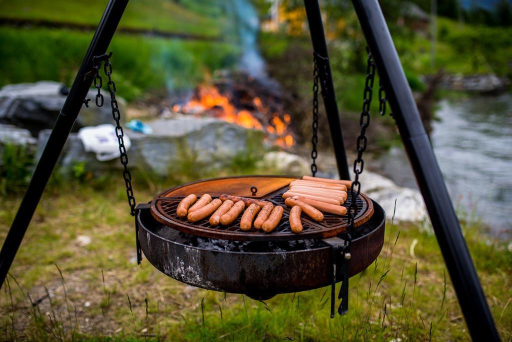 Nesset Fjordcamping Olden Dış mekan fotoğraf