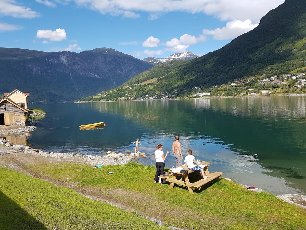 Nesset Fjordcamping Olden Dış mekan fotoğraf
