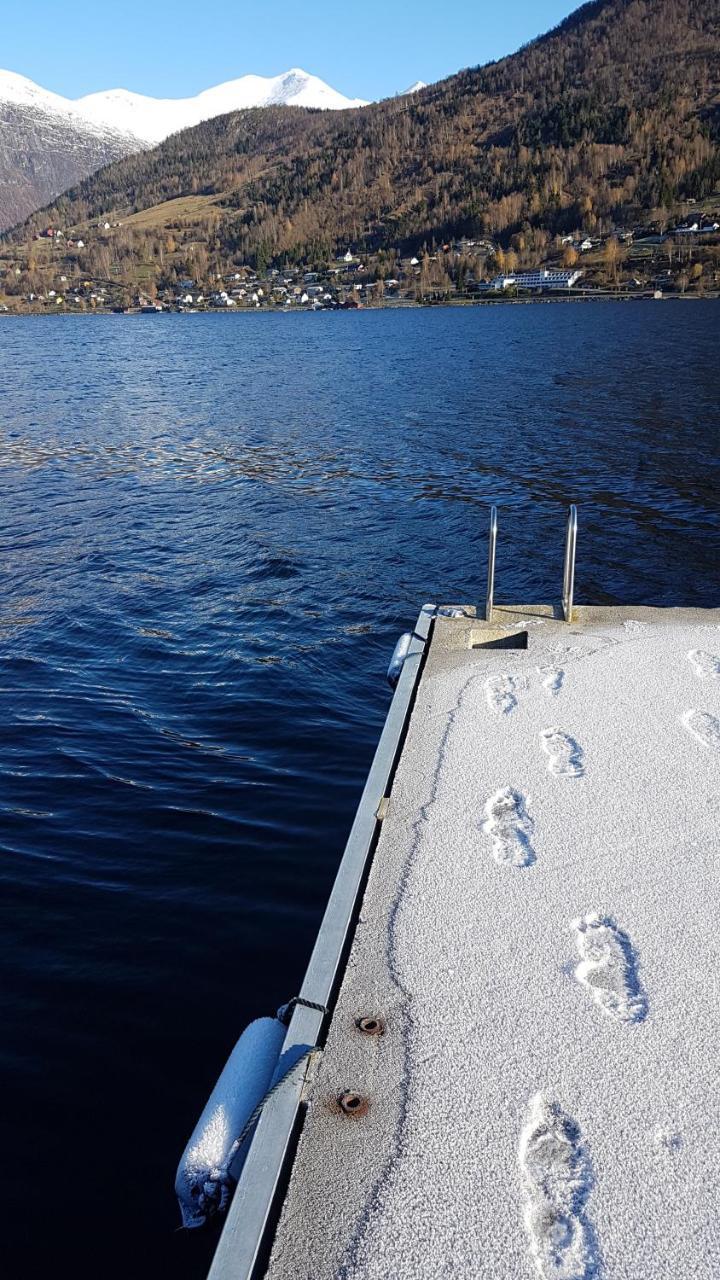 Nesset Fjordcamping Olden Dış mekan fotoğraf